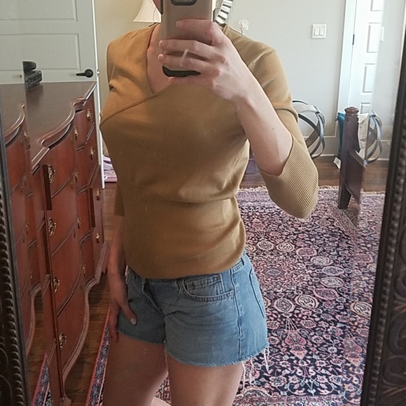 Pursuits, ltd top - Picture 3 of 3